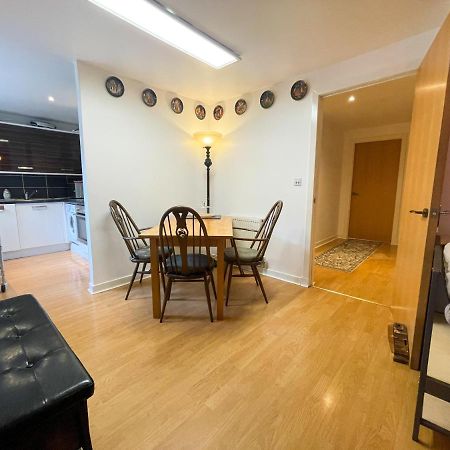 Kelvingrove 2 Bedroom Apartment - Private Parking Glasgow Eksteriør billede
