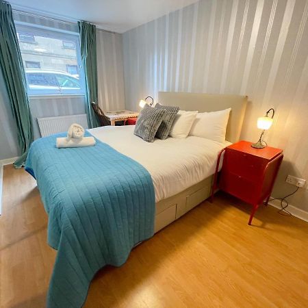 Kelvingrove 2 Bedroom Apartment - Private Parking Glasgow Eksteriør billede