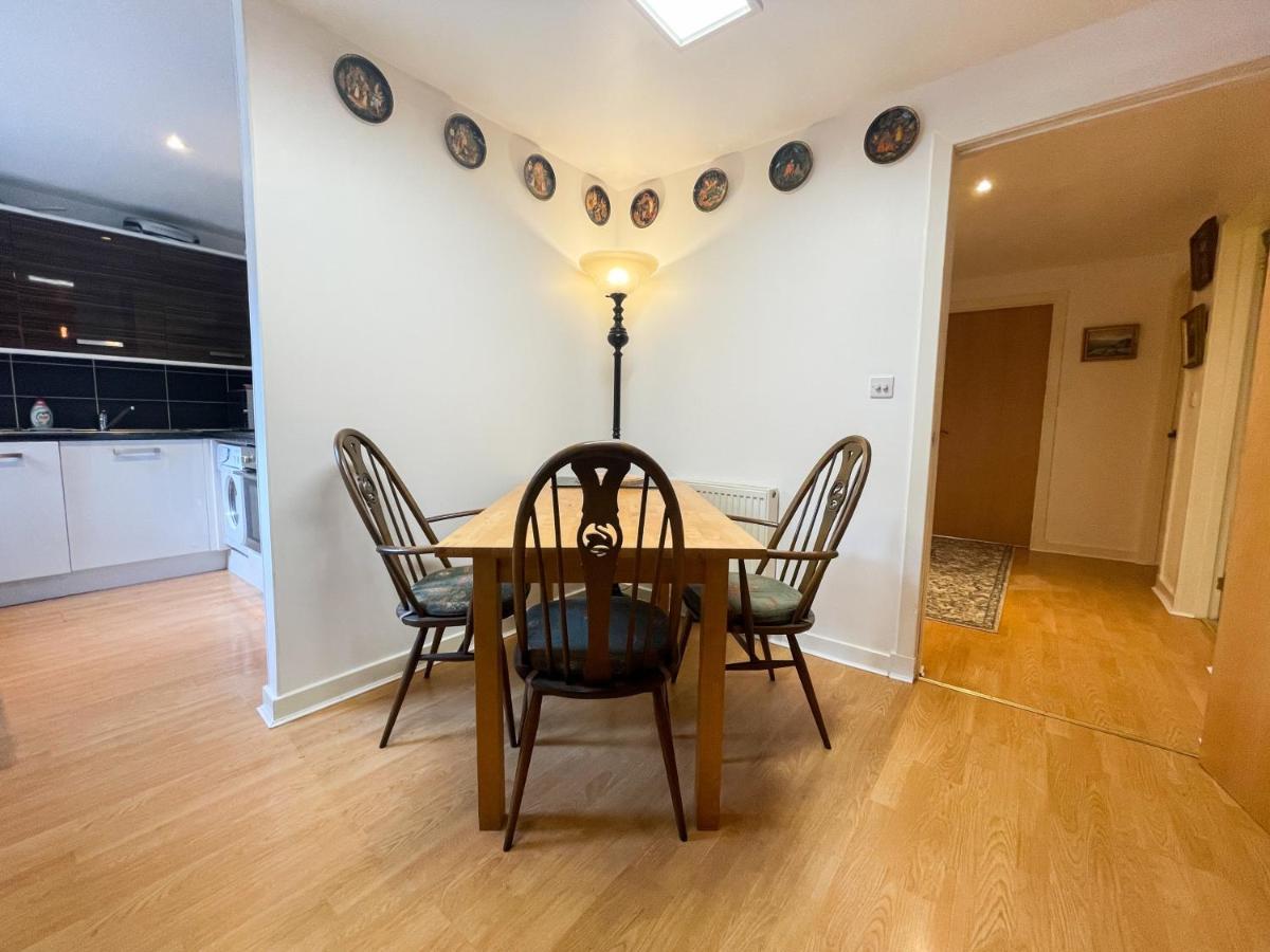 Kelvingrove 2 Bedroom Apartment - Private Parking Glasgow Eksteriør billede