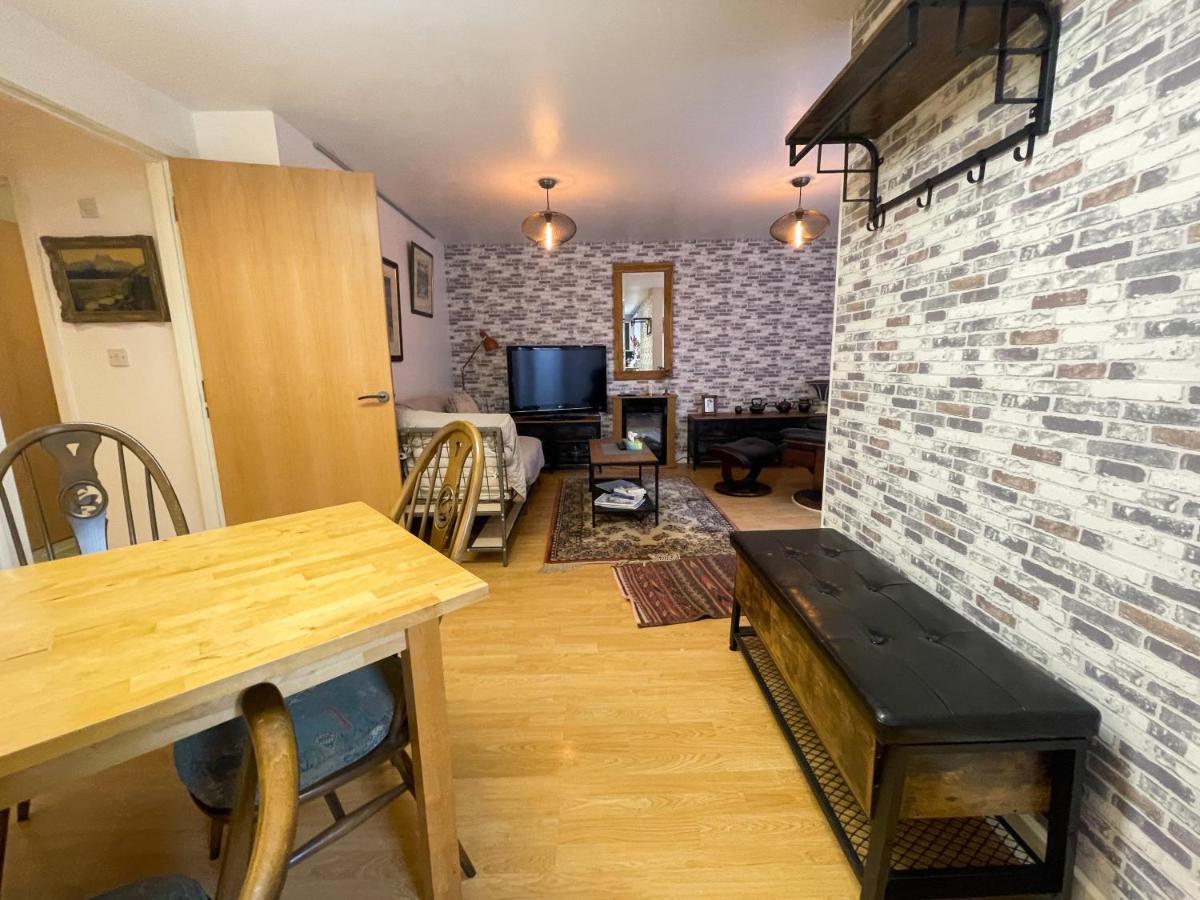 Kelvingrove 2 Bedroom Apartment - Private Parking Glasgow Eksteriør billede