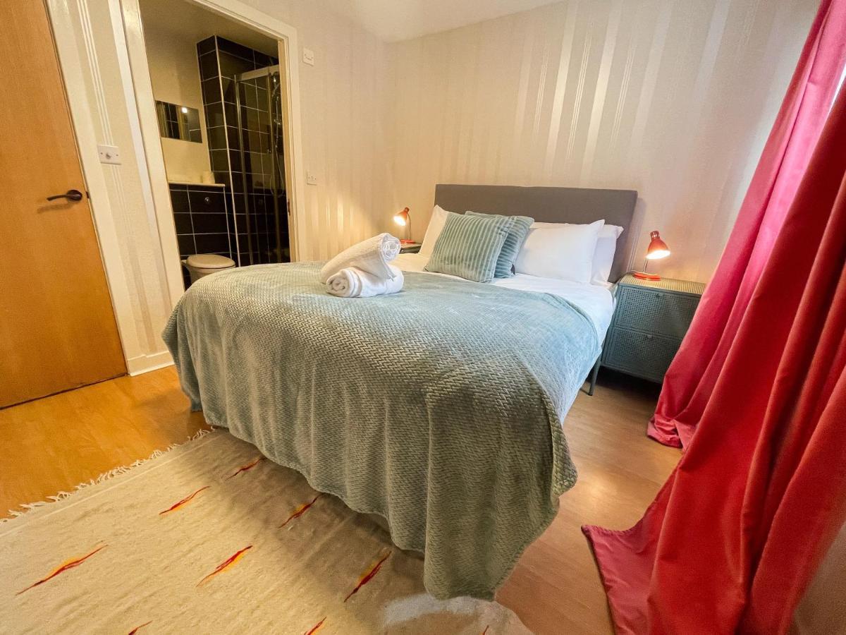 Kelvingrove 2 Bedroom Apartment - Private Parking Glasgow Eksteriør billede