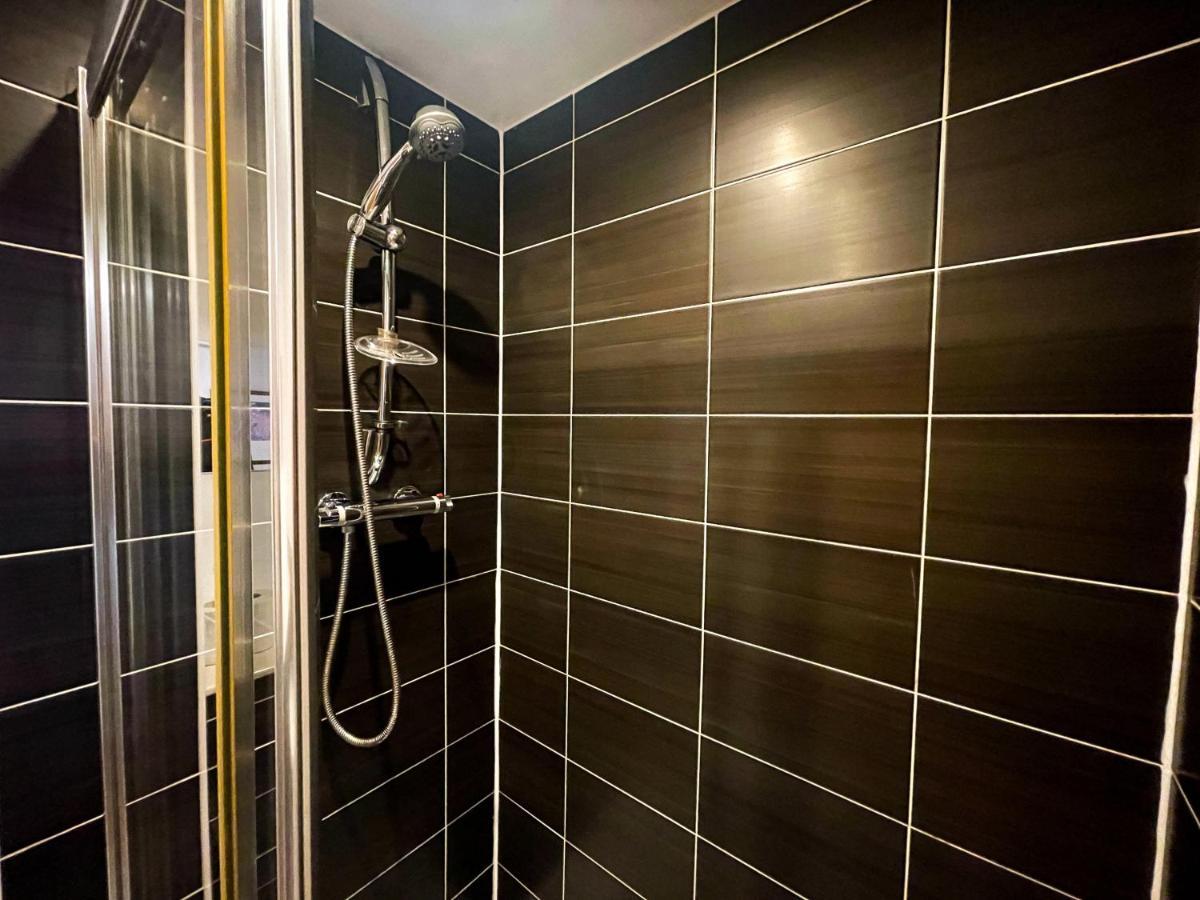 Kelvingrove 2 Bedroom Apartment - Private Parking Glasgow Eksteriør billede
